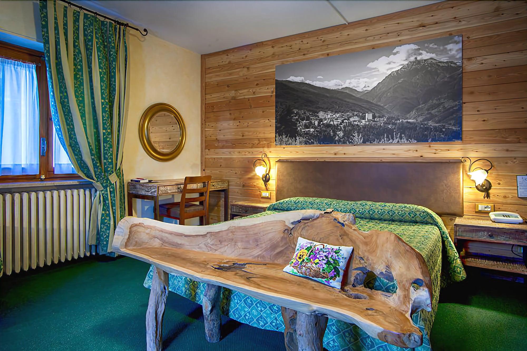 Hotel Gran Baita Oulx Exteriör bild