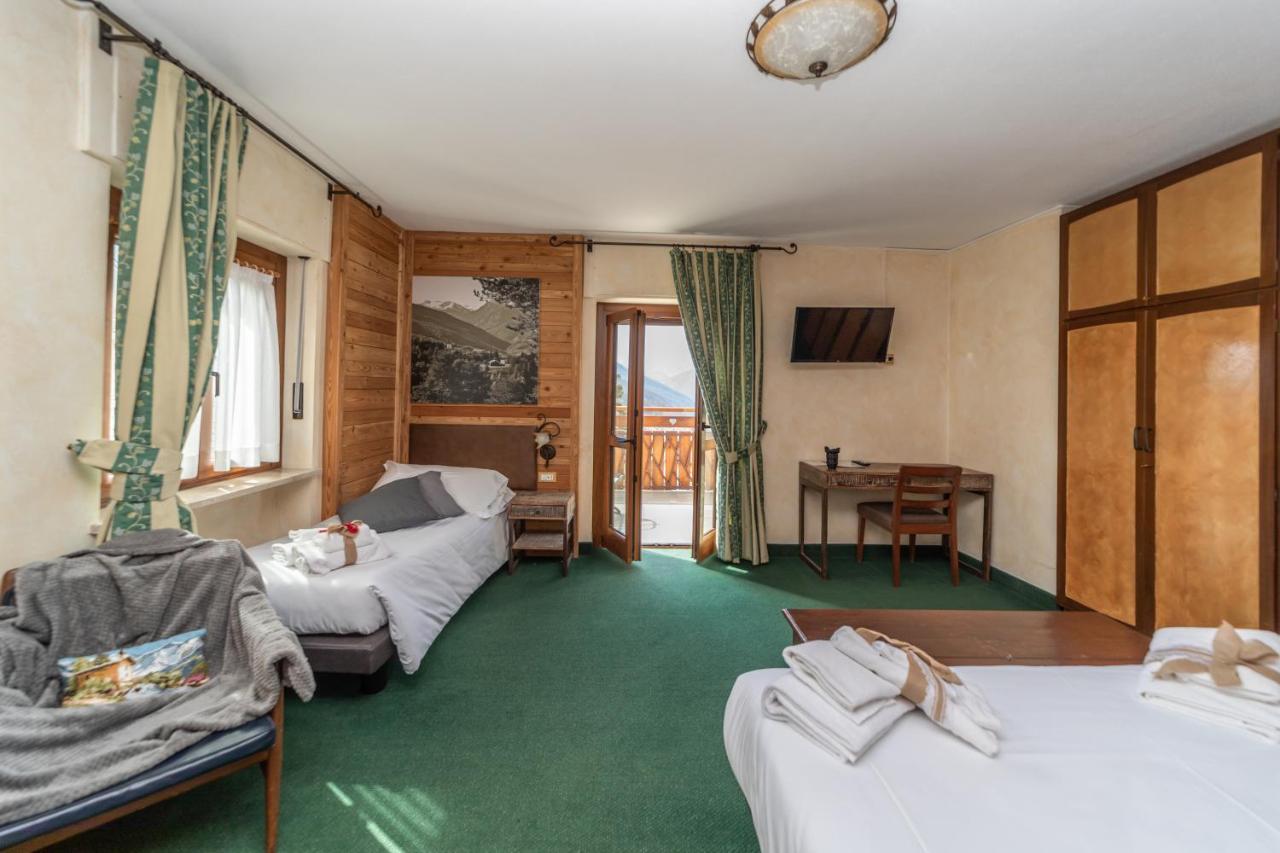 Hotel Gran Baita Oulx Exteriör bild