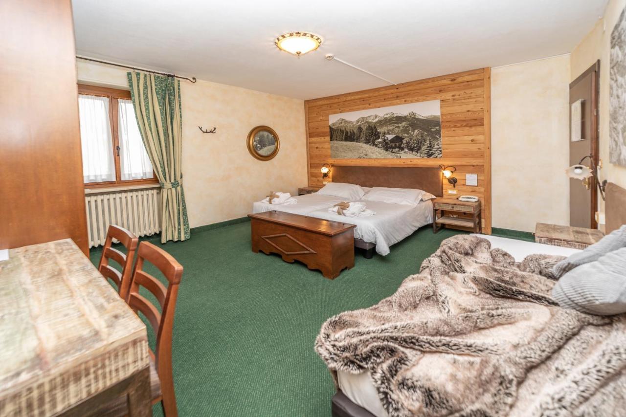 Hotel Gran Baita Oulx Exteriör bild
